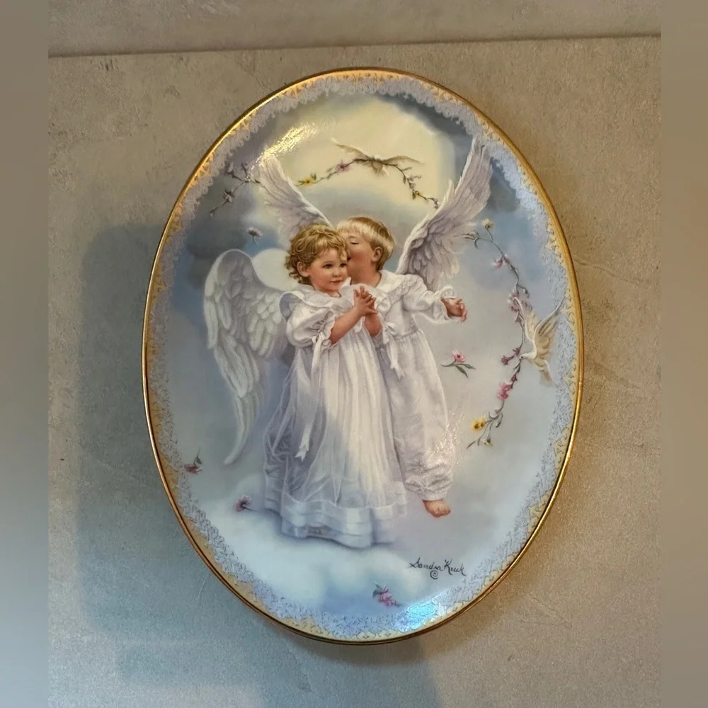 Vtg Bradford Exchange Sandra Kuck’s Heaven’s Secrets Decorative Plate 12654A